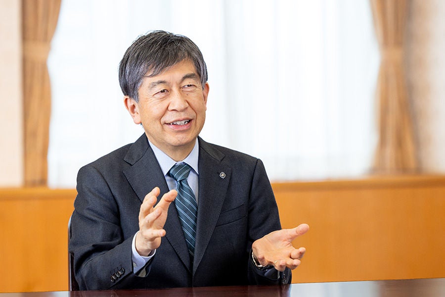 取締役 代表執行役専務・CFO　鈴木 啓太