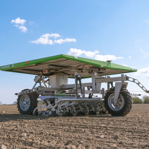Farm Droid F20, Denmark Der autonome und CO2-neutral arbeitende Sä- und Hackroboter FarmDroid FD20 wird auf dem Agritechnica-Stand von NSK zu sehen sein.  Foto: FarmDroid
